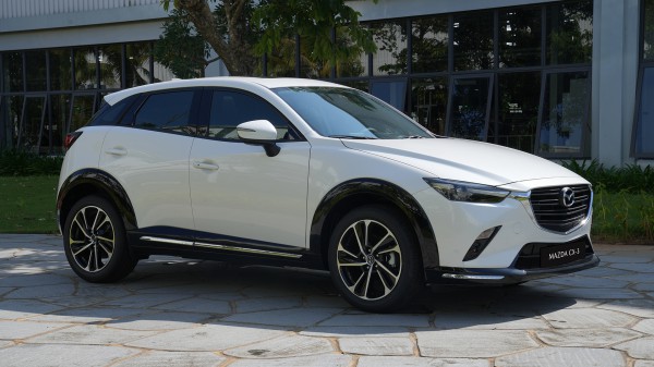 Bộ đôi SUV Mazda CX-3 và CX-30 hấp dẫn khách hàng trẻ tuổi