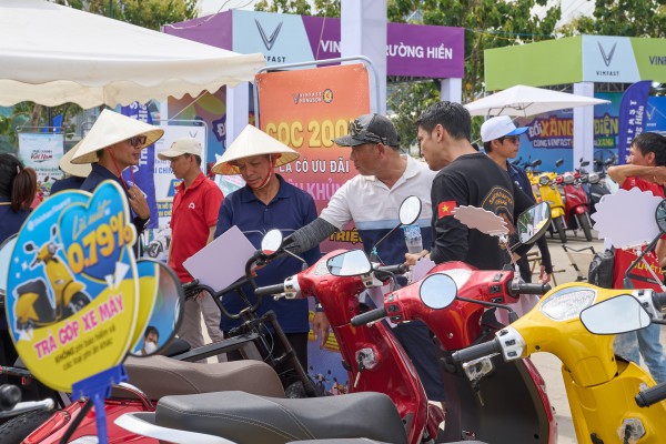 Các hãng xe máy điện triển khai tủ đổi pin, người dùng hưởng lợi Các hãng xe máy điện triển khai tủ đổi pin, người dùng hưởng lợi