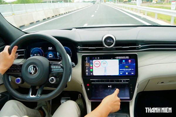 Cách chỉnh điều hòa 'độc lạ' trên SUV thể thao tiền tỉ Cách chỉnh điều hòa 'độc lạ' trên SUV thể thao tiền tỉ