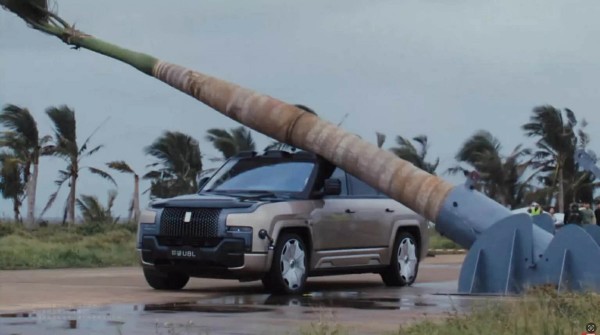 Cách thử độ bền ô tô cực 'dị' của các hãng xe Trung Quốc