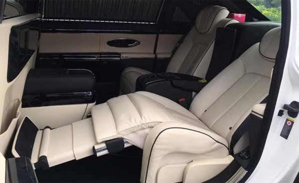 Chiếc Maybach 62S của bà Trương Mỹ Lan hiếm đến thế nào? Chiếc Maybach 62S của bà Trương Mỹ Lan hiếm đến thế nào?