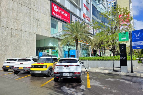 Có nên đổi ô tô chạy xăng sang ô tô điện thời điểm này? Có nên đổi ô tô chạy xăng sang ô tô điện thời điểm này?