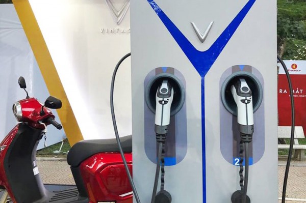 Cuộc đua quyết liệt trên thị trường xe máy điện Việt Nam Cuộc đua quyết liệt trên thị trường xe máy điện Việt Nam