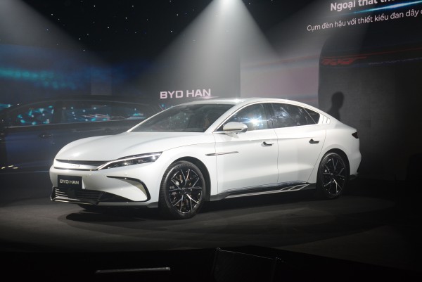 Dần 'lụi tàn' tại Việt Nam, xe sedan vẫn được ưa chuộng tại nhiều thị trường khác Dần 'lụi tàn' tại Việt Nam, xe sedan vẫn được ưa chuộng tại nhiều thị trường khác