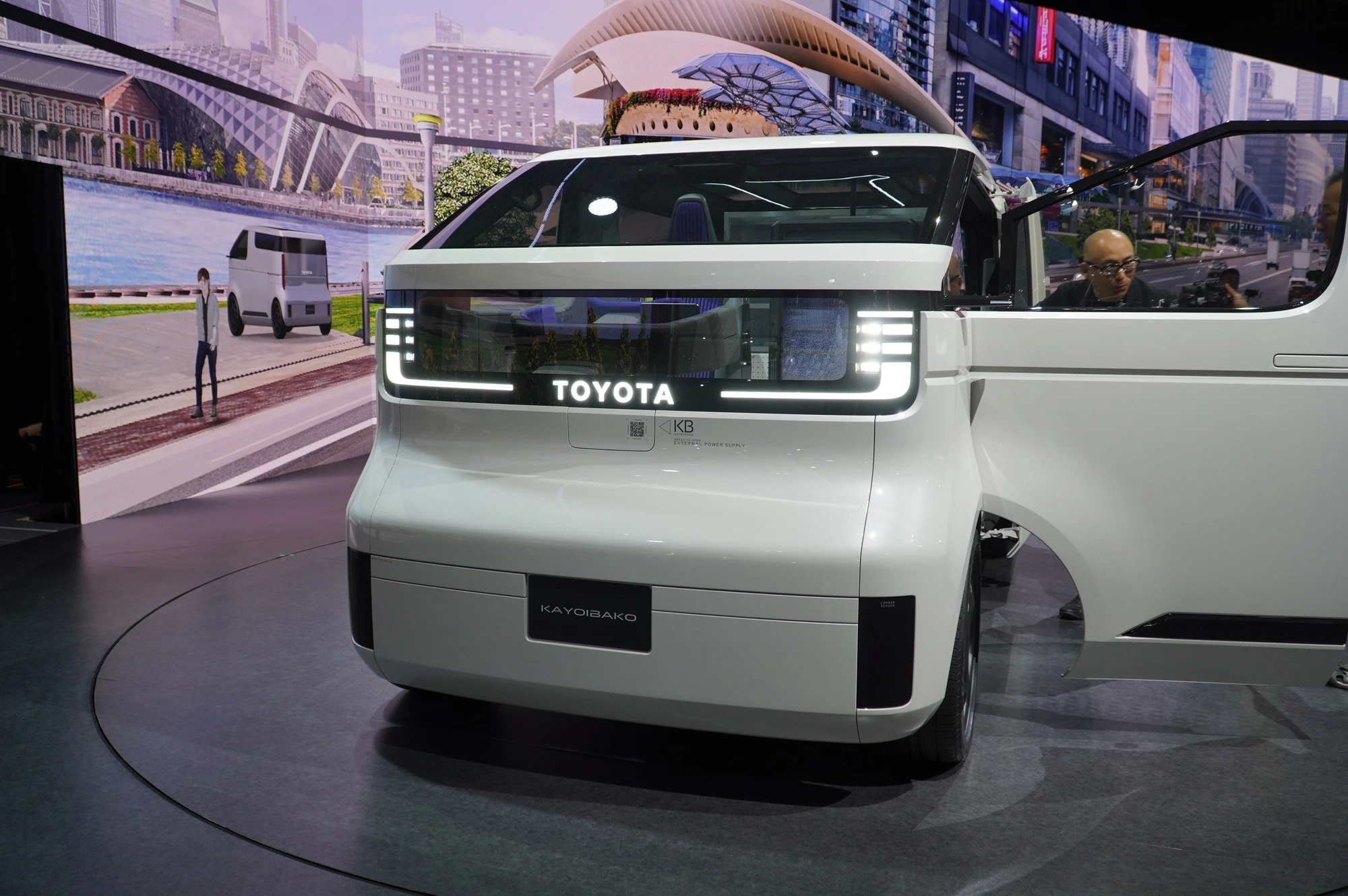 Dàn xe Toyota ‘đổ bộ’ Japan Mobility Show 2023 khiến nhiều người trầm trồ