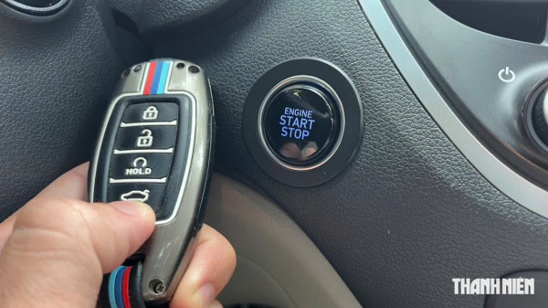 Dấu hiệu cho thấy chìa khóa ô tô sắp hết pin cần thay thế Dấu hiệu cho thấy chìa khóa ô tô sắp hết pin cần thay thế