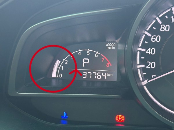 Dấu hiệu nhận biết ô tô sẵn sàng di chuyển sau khi đề máy Dấu hiệu nhận biết ô tô sẵn sàng di chuyển sau khi đề máy