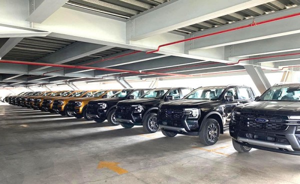 Doanh số bán ô tô tăng nhưng lợi nhuận "lao dốc" thê thảm Doanh số bán ô tô tăng nhưng lợi nhuận "lao dốc" thê thảm