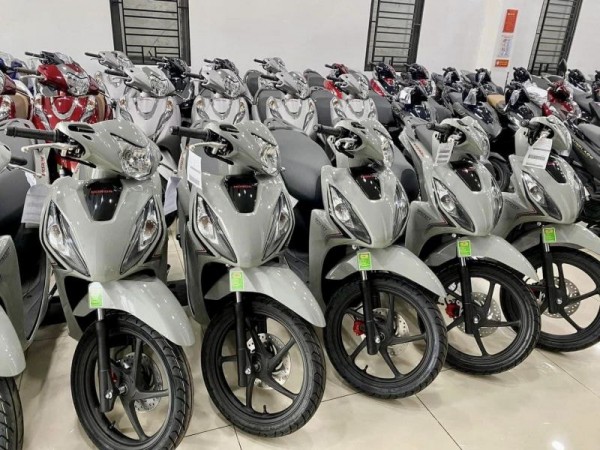 Doanh số tăng đột biến, xe máy điện sắp thay thế xe máy xăng? Doanh số tăng đột biến, xe máy điện sắp thay thế xe máy xăng?