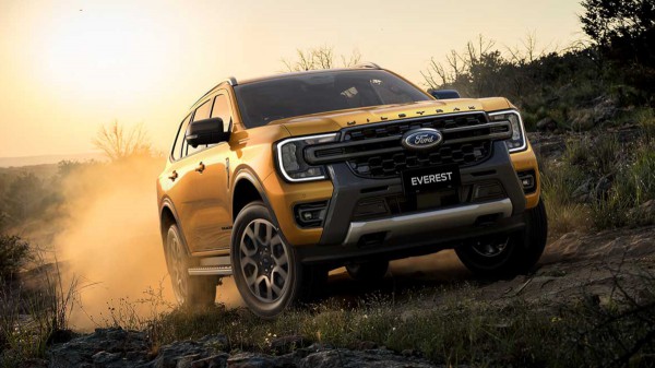 Ford Everest Wildtrak 2023 gia nhập thị trường Việt Nam, giá từ 1,499 tỉ đồng