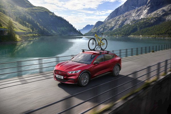 Ford Mustang Mach-E chất cơ bắp của người Mỹ mê hoặc giới trẻ Việt Ford Mustang Mach-E chất cơ bắp của người Mỹ mê hoặc giới trẻ Việt