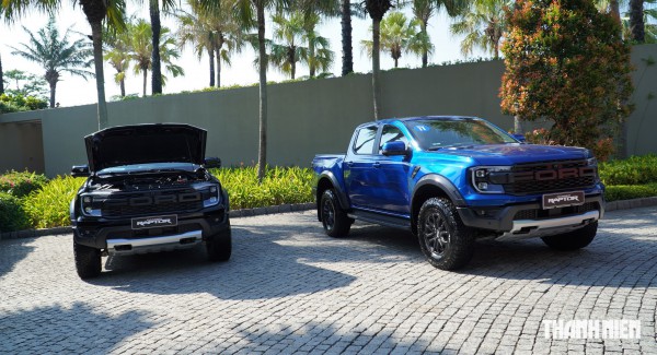 Ford Ranger Raptor máy xăng giá 1,448 tỉ đồng có gì chinh phục 'dân chơi'?