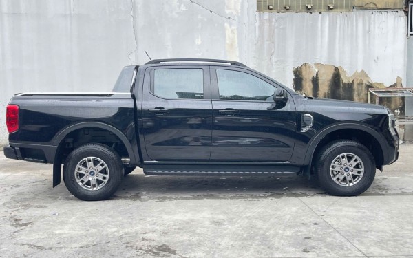 Ford Ranger XLS thuộc nhóm 'xe tải' rớt giá bao nhiêu sau 3 năm sử dụng?