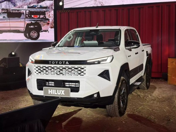 Ford Ranger trở lại ngôi đầu phân khúc bán tải Việt Ford Ranger trở lại ngôi đầu phân khúc bán tải Việt