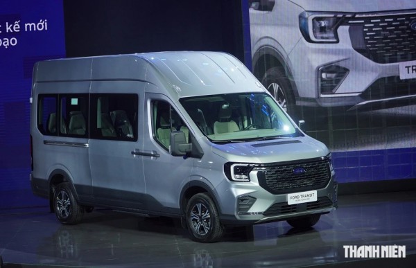 Ford Transit mới có 3 phiên bản, giá từ 905 triệu đồng tại Việt Nam