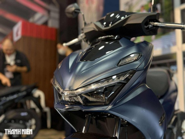 Giá bán tăng nhẹ, Honda Air Blade 2026 thay đổi gì?