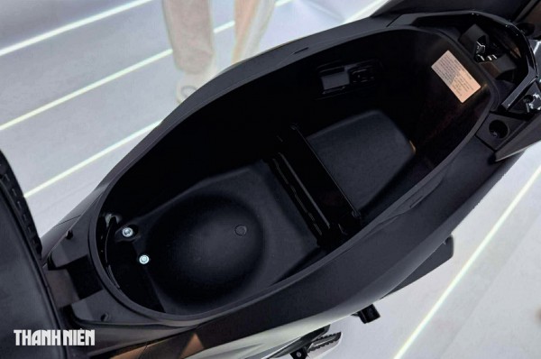 Giá bán tăng nhẹ, Honda Air Blade 2026 thay đổi gì?