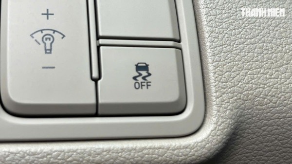 Giải mã nút bấm biểu tượng ô tô trượt kèm chữ 'OFF', khi nào nên bật, tắt?