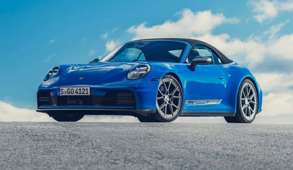 Hãng ô tô hạng sang của Đức triệu hồi xe để sửa lỗi… đèn pha quá sáng Hãng ô tô hạng sang của Đức triệu hồi xe để sửa lỗi… đèn pha quá sáng