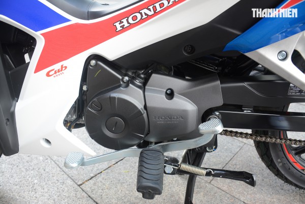 Honda Dash 125 HRC bản đặc biệt phong cách xe đua về Việt Nam 15 chiếc Honda Dash 125 HRC bản đặc biệt phong cách xe đua về Việt Nam 15 chiếc