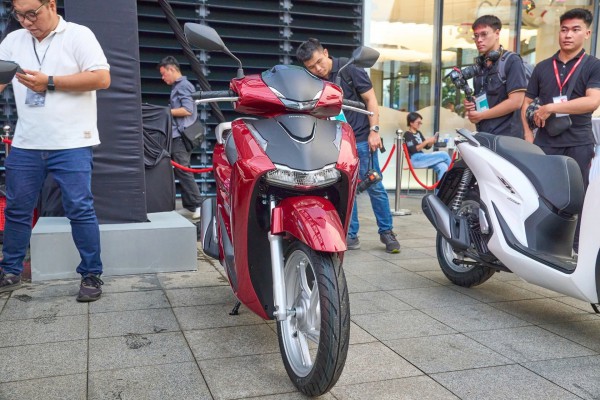 Honda SH 2026 giá từ 77,89 triệu đồng nâng cấp những gì? Honda SH 2026 giá từ 77,89 triệu đồng nâng cấp những gì?