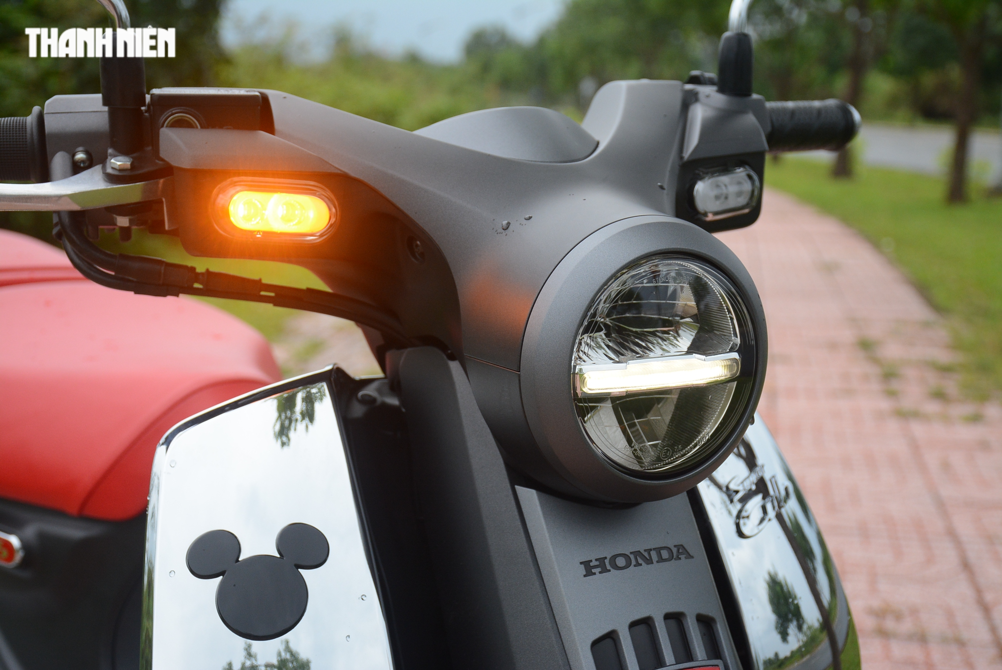 Honda Super Cub C125 Disney Limited Editon có gì đặc biệt để người chơi xe săn lùng?