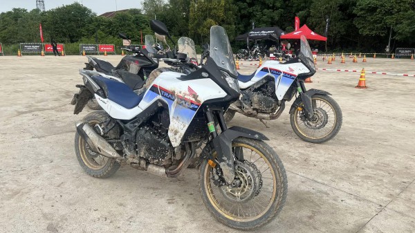 Honda Transalp 750 thiết kế không bắt mắt, kén khách Việt