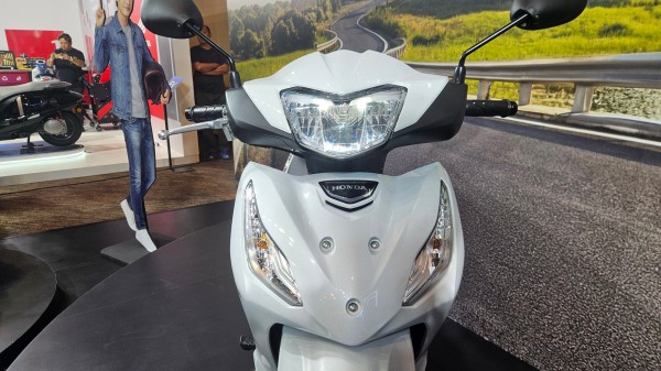 Honda Wave 110 'Made in Thailand' có bản nâng cấp, thêm tính năng tăng tiện ích Honda Wave 110 'Made in Thailand' có bản nâng cấp, thêm tính năng tăng tiện ích
