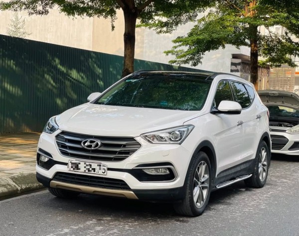 Hyundai Santa Fe đời 2015 giá tầm 600 triệu đồng, có nên xuống tiền? Hyundai Santa Fe đời 2015 giá tầm 600 triệu đồng, có nên xuống tiền?