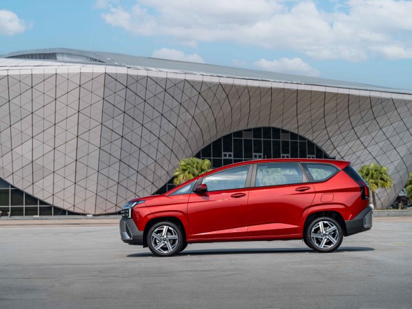 Hyundai Stargazer mới chốt giá từ 569 triệu, xe MPV rẻ nhất thị trường Việt Nam