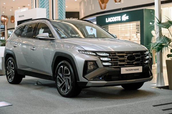 Hyundai Tucson Hybrid nhận đặt cọc tại Việt Nam, dự kiến mở bán vào tháng 6 Hyundai Tucson Hybrid nhận đặt cọc tại Việt Nam, dự kiến mở bán vào tháng 6