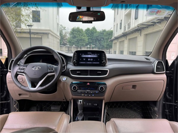 Hyundai Tucson đã qua sử dụng 5 năm, rao giá hơn 700 triệu đồng Hyundai Tucson đã qua sử dụng 5 năm, rao giá hơn 700 triệu đồng