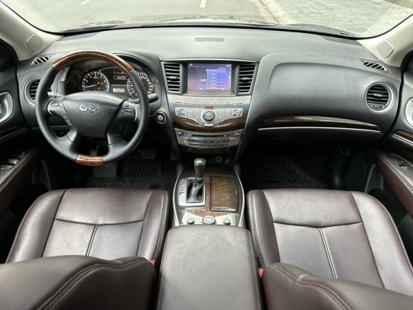 Infiniti QX60 cũ rao giá ngang Mitsubishi Xpander mới, mất giá tới 3 tỉ đồng