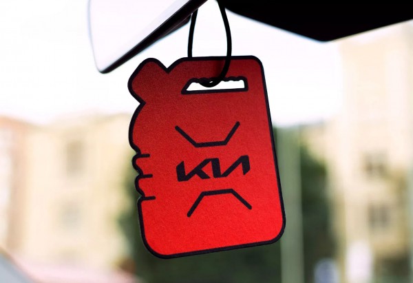 KIA tặng nước hoa... mùi xăng, giúp người dùng xe điện 'nguôi' nỗi nhớ xe xăng KIA tặng nước hoa... mùi xăng, giúp người dùng xe điện 'nguôi' nỗi nhớ xe xăng