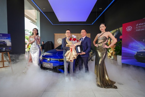 Khai trương đại lý Volkswagen Khánh Hội theo mô hình Urban Store tiêu chuẩn toàn cầu Khai trương đại lý Volkswagen Khánh Hội theo mô hình Urban Store tiêu chuẩn toàn cầu