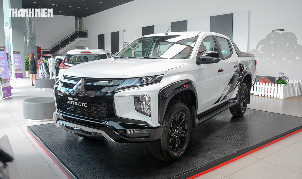 Không được giảm lệ phí trước bạ, Mitsubishi Triton ‘đại hạ giá’ xả hàng tồn kho