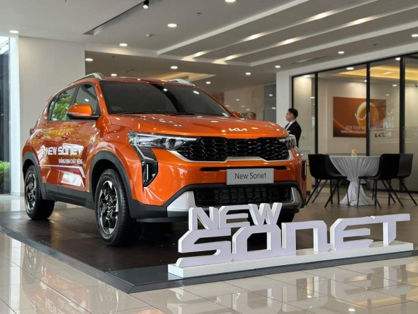 Kia Sonet 2024 chốt giá từ 534 triệu: Bớt phiên bản, thêm trang bị