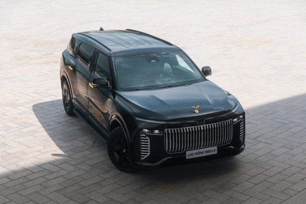 Lạc Hồng 900 LX khác gì so với VinFast VF 9? Lạc Hồng 900 LX khác gì so với VinFast VF 9?