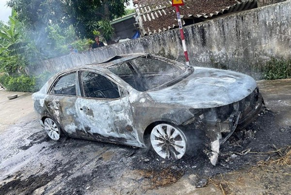 Liên tục xảy ra những vụ cháy ô tô, “thủ phạm” đến từ đâu?