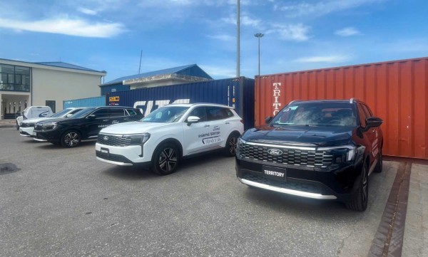 Loạt ô tô vừa trình làng đã giảm giá mạnh tại Việt Nam