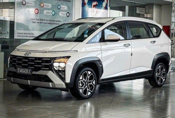 Loạt xe 7 chỗ Hyundai ưu đãi mạnh tháng cận tết, có mẫu giảm 200 triệu đồng Loạt xe 7 chỗ Hyundai ưu đãi mạnh tháng cận tết, có mẫu giảm 200 triệu đồng