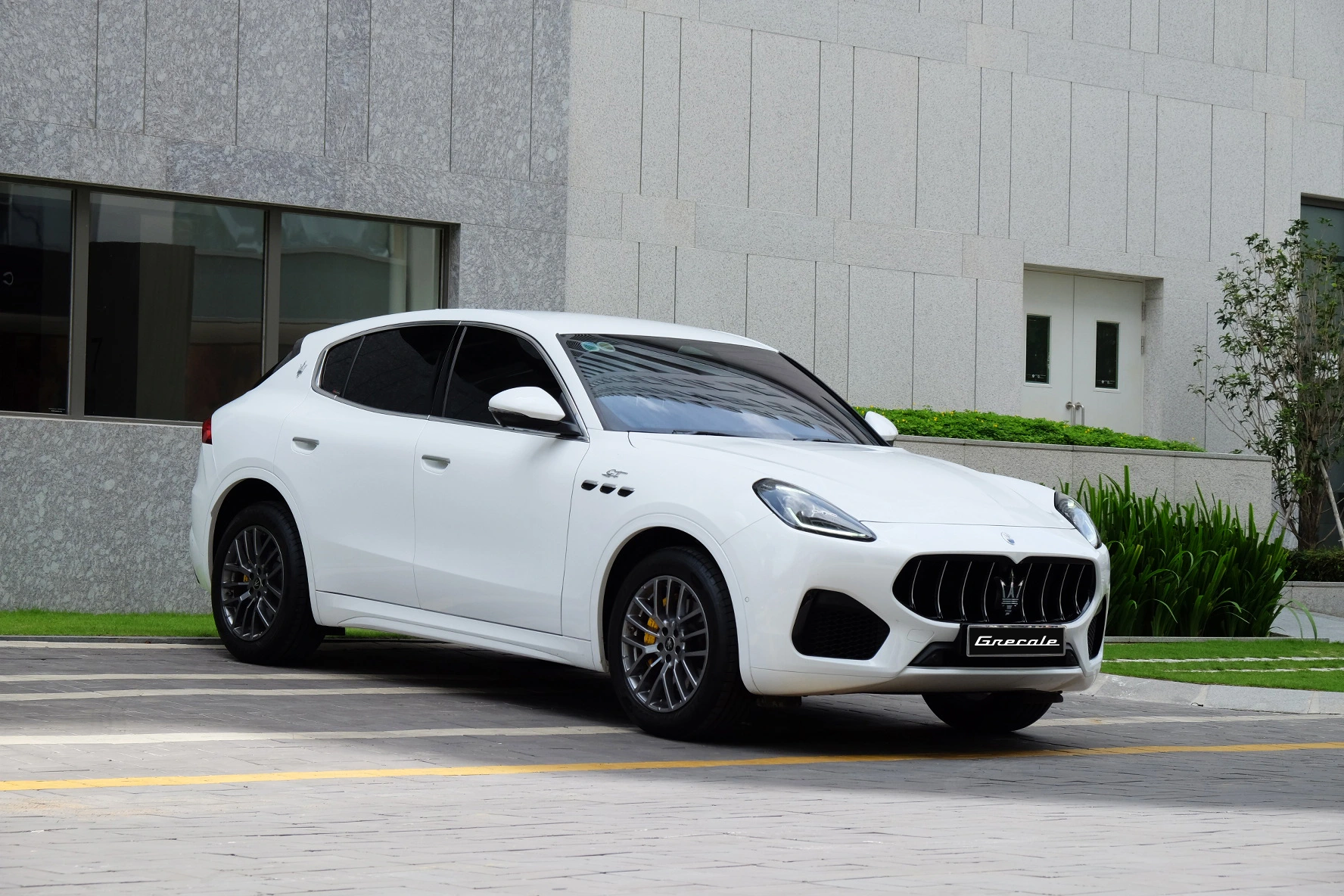 Maserati Grecale hiếm có khó tìm, hướng tới đại gia Việt có 'khẩu vị riêng'