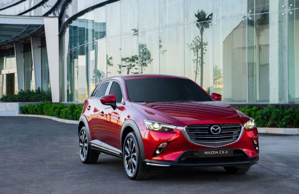 Mazda CX-30 ưu đãi giá mới tương đương 50% lệ phí trước bạ