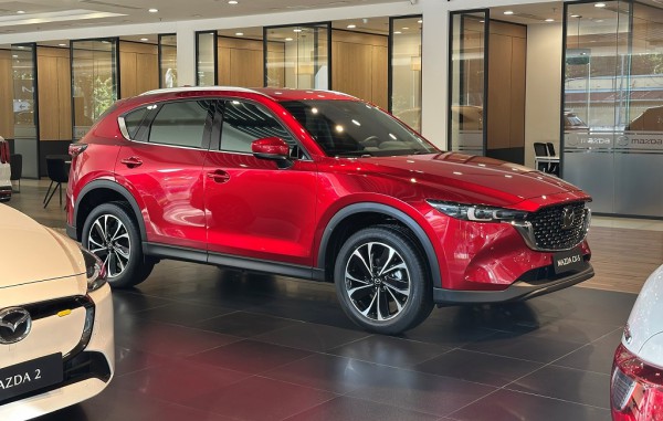 Mazda CX-5 ưu đãi lớn, giá thực tế chưa tới 700 triệu đồng Mazda CX-5 ưu đãi lớn, giá thực tế chưa tới 700 triệu đồng