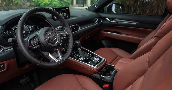 Mazda CX-8 thêm bản mới, lần đầu có giá dưới 900 triệu tại Việt Nam Mazda CX-8 thêm bản mới, lần đầu có giá dưới 900 triệu tại Việt Nam