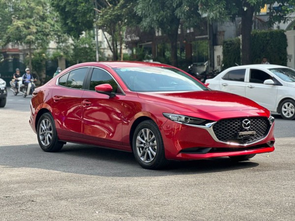 Mazda3 cũ giá rẻ không ngờ, 500 triệu đồng đã có xe đời mới