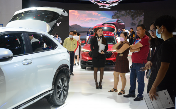 Người Việt ngày càng chuộng ô tô gầm cao 7 chỗ, xe sedan giảm sức hút