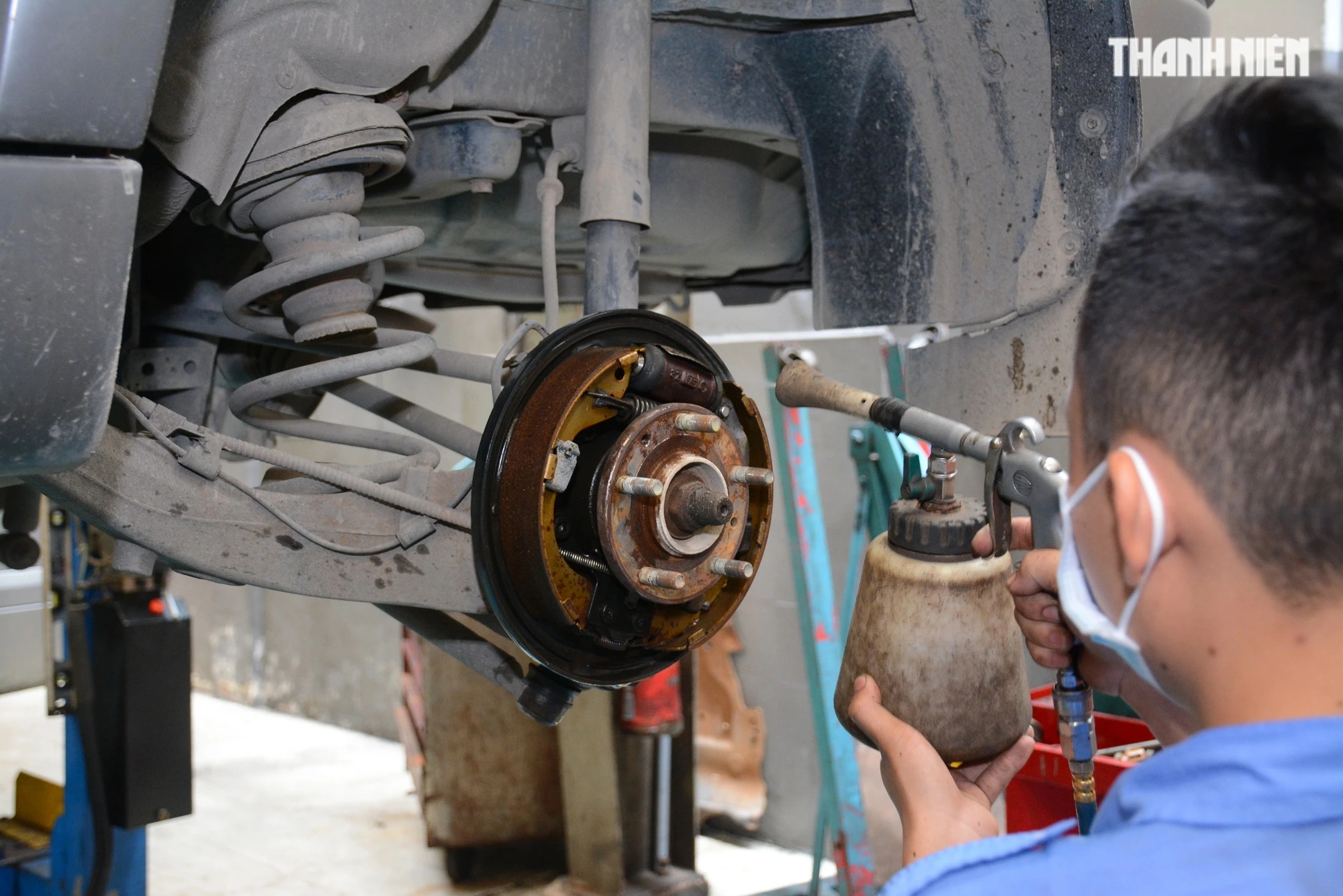 Nguyên nhân dầu phanh ô tô hao hụt, vì sao không nên tự bổ sung thay thế? Nguyên nhân dầu phanh ô tô hao hụt, vì sao không nên tự bổ sung thay thế?