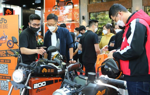 Nhu cầu tăng đột biến, mua xe máy điện không bị “chặt chém” như xe máy xăng