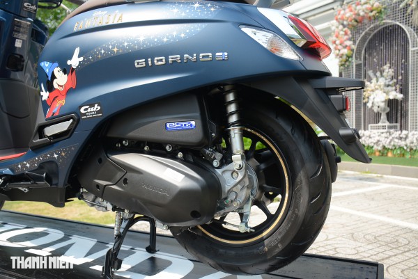 Những trang bị tưởng cần thiết dần 'biến mất' trên xe tay ga đời mới